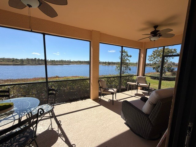 Building Photo - 10801 Tarflower Dr