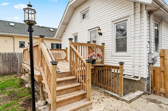 Foto del edificio - 12842 Wood St