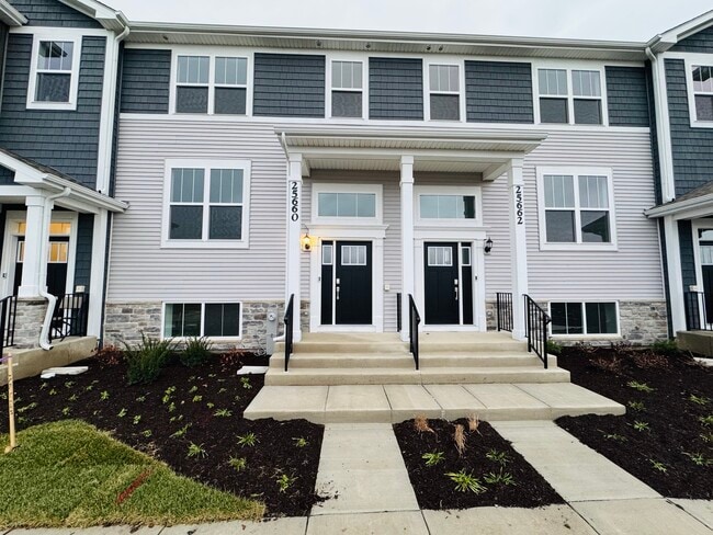 Foto del edificio - 25660 W Yorkshire Dr