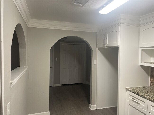 Foto del edificio - 5959 Southgood St