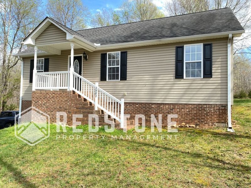 3903 Johns Creek Dr, Gibsonville, NC 27249 House Rental in