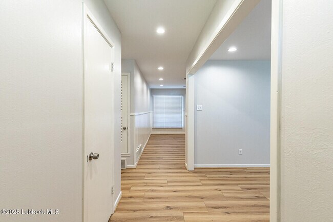 Foto del edificio - 2601 33rd St