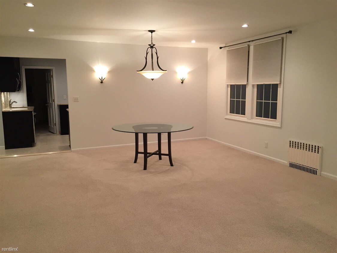 Foto principal - 7104 Juniper Valley Rd