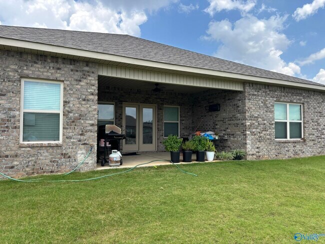 Foto del edificio - 7011 Nearpath Dr NW