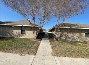 Building Photo - 2313 Dora Jeanne Dr