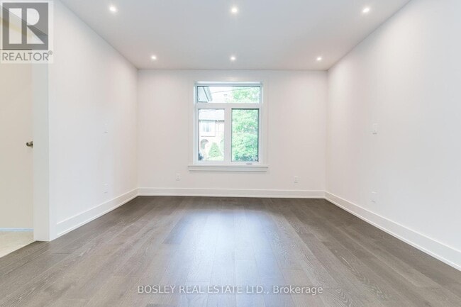 Building Photo - 325 Brunswick Ave