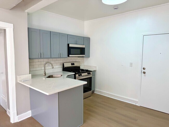 Foto del edificio - 802 N Bishop St