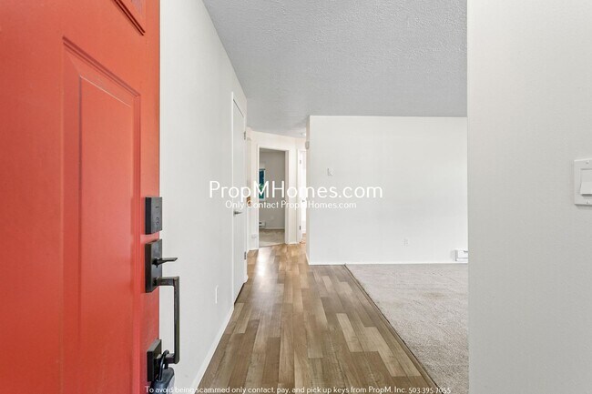 Foto del edificio - 913 Charles St