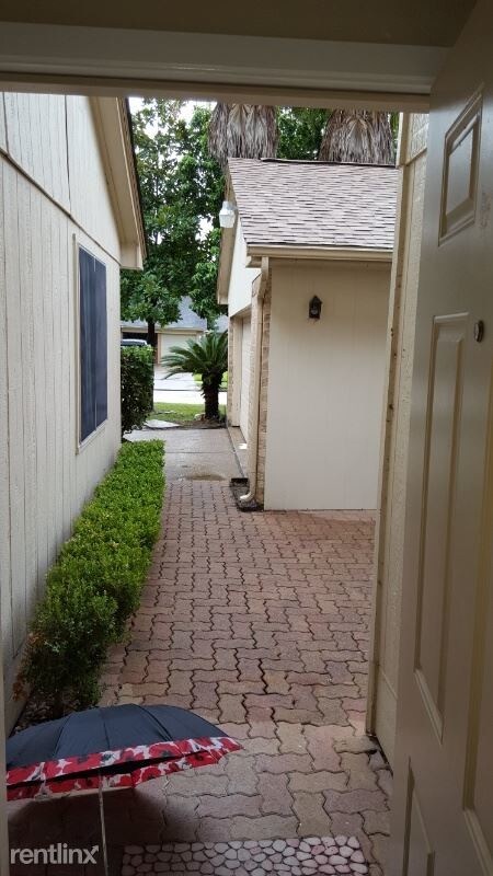 Building Photo - 3 br, 2 bath House - 7215 Thicket Trail Dr