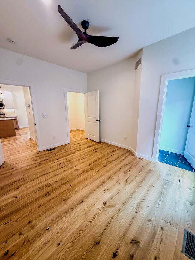 Foto del edificio - 3445 Cornell Pl