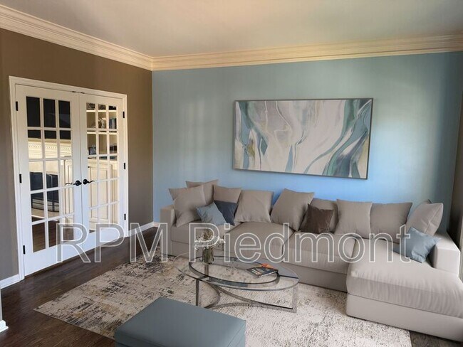 Foto del edificio - 5410 Ashwind Trce