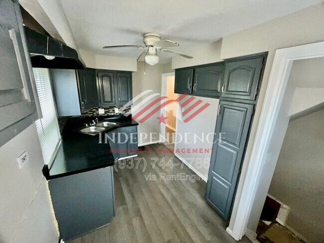 Foto del edificio - 402 Harriet St