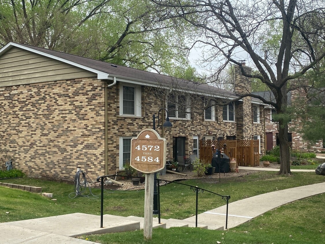 4572 Cedar Lake Rd S Unit 3, Saint Louis Park, MN 55416 Condo for