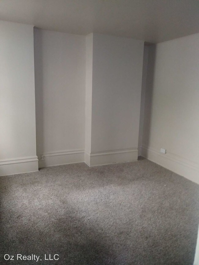 Foto del edificio - 1227 N Superior St