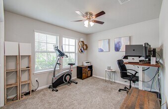 Building Photo - 3742 Canyon Shore Ln