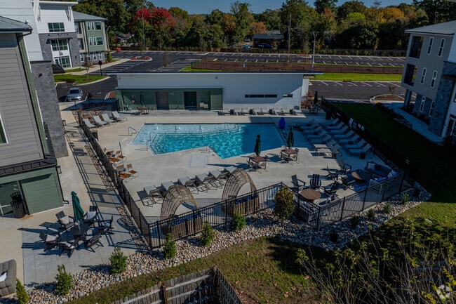 Pool & Patio - Address East End