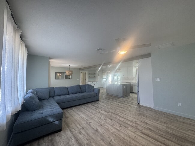 Foto del edificio - 208 Myrtle Ave