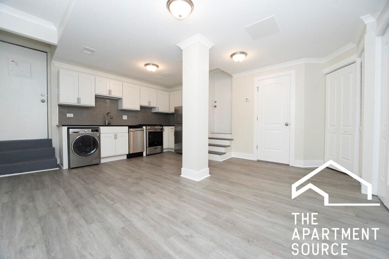 Foto principal - 648.5 W Roscoe St