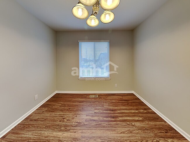 Foto del edificio - 21748 W Knollwood Dr