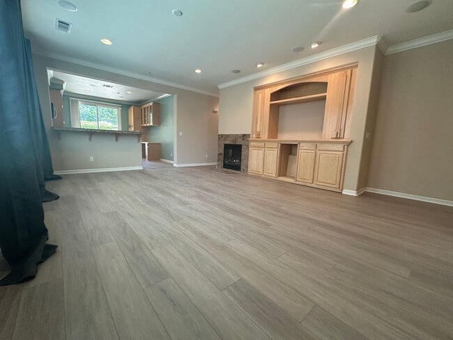 Foto del edificio - Beautiful 3 Bed, 2 Bath in Brentwood
