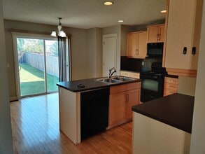 Building Photo - 222 Royal Oak Cir NW