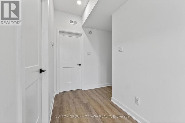 Photo du bâtiment - 123 Harvey St