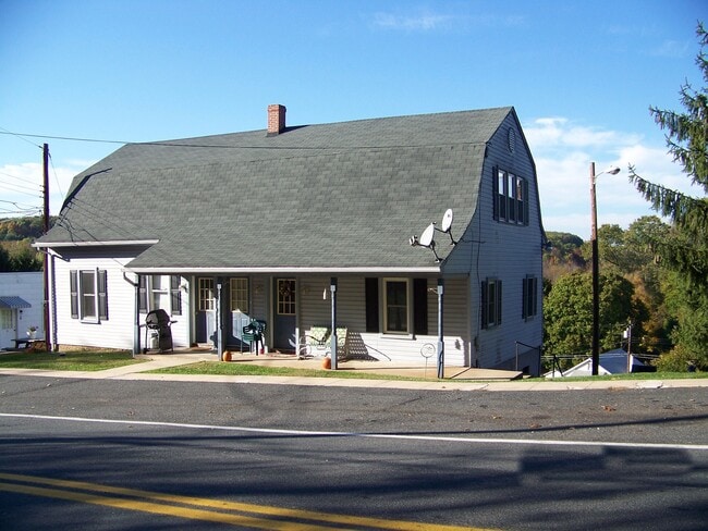 Front of the Home - 1720 Freeland Rd