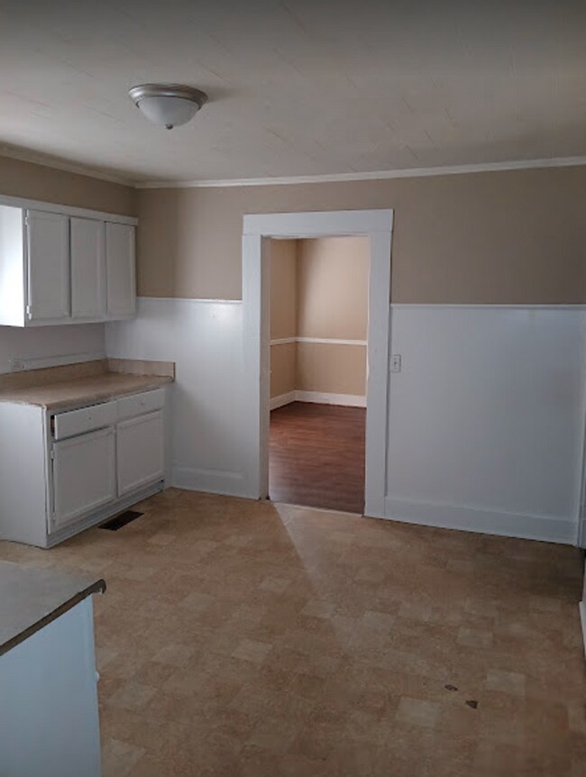 Foto del edificio - NOW AVAILABLE!! MOVE IN READY! MUST SEE ME!