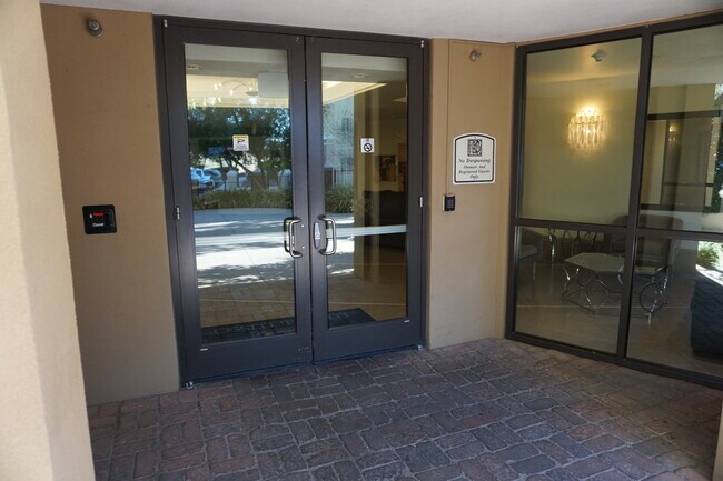 Foto del edificio - 29 Montelago Blvd