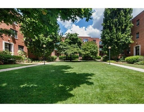 Foto del edificio - 53 Harvard Ave