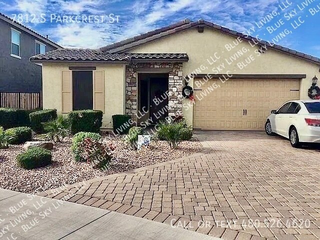 Foto principal - 7812 S Parkcrest St
