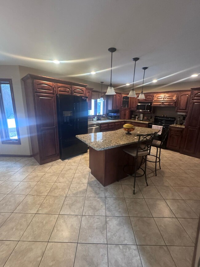 KItchen - 144 Swiss Meadow Ln