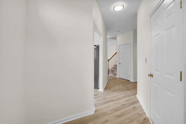 Foto del edificio - Charming 3BR Northampton Home – Cozy Livin...