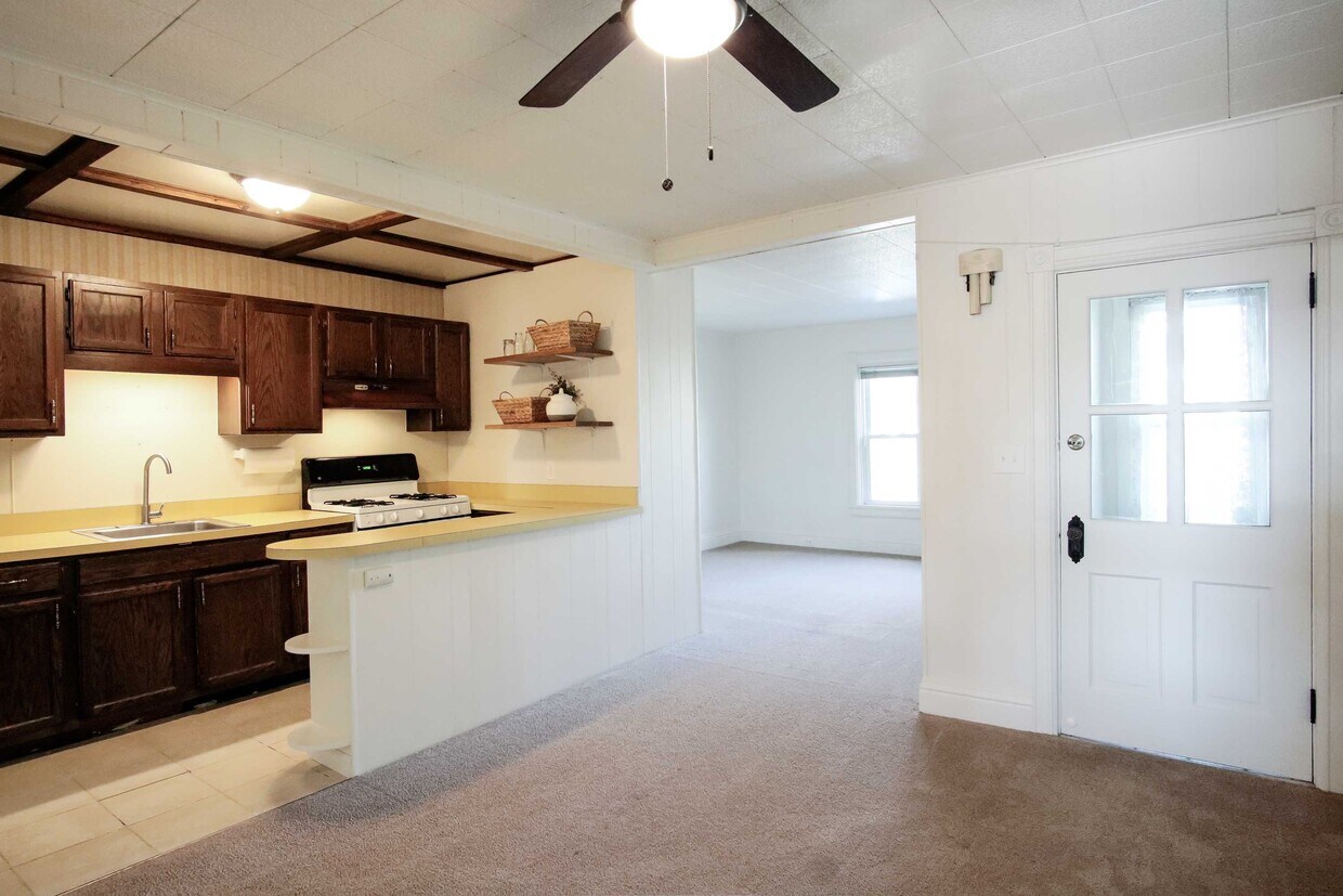 3403 Rutherford St Unit A, Harrisburg, PA 17111 Apartments in