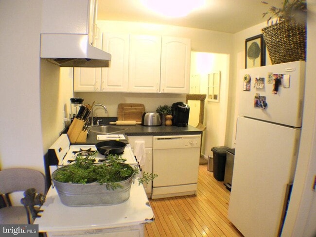 Foto del edificio - 620 S 3rd St