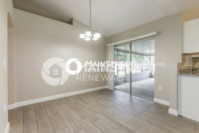 Foto del edificio - 3850 Sleepy Hill Oaks Loop