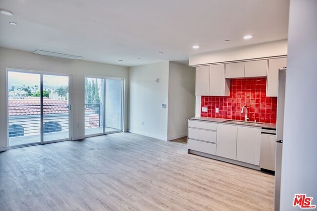 Foto del edificio - 14629 Erwin St