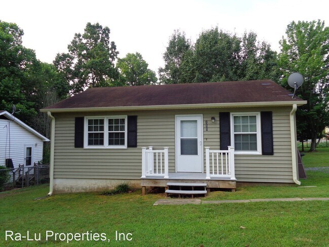 Building Photo - 2 br, 1 bath House - 150 Sycamore Circle
