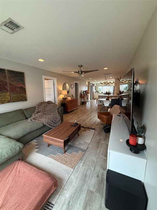 Foto del edificio - 4707 Gonzales St