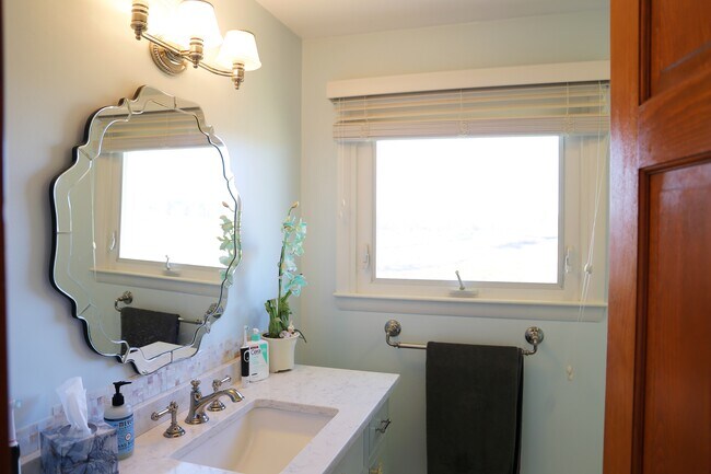 Foto del edificio - 1761 Ocean Blvd