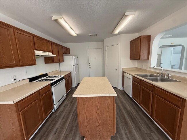 Building Photo - 3311 Etheredge Dr