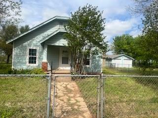 Primary Photo - 1856 Weatherford Hwy