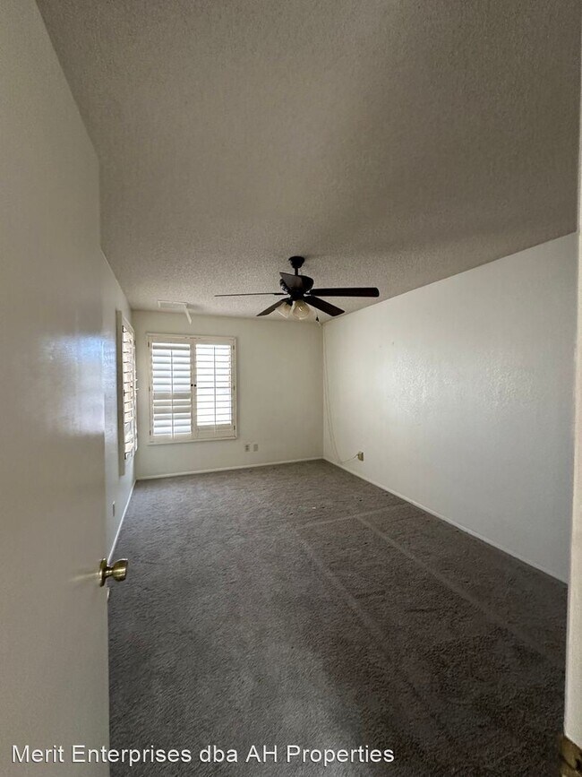 Foto del edificio - 3 br, 2 bath House - 7006 E JENSEN ST #2