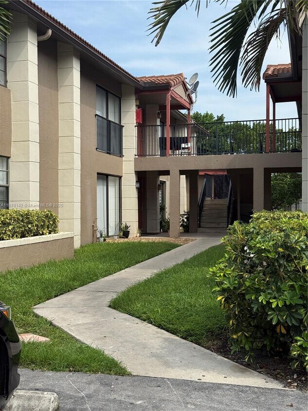 Foto principal - 3275 Coral Ridge Dr
