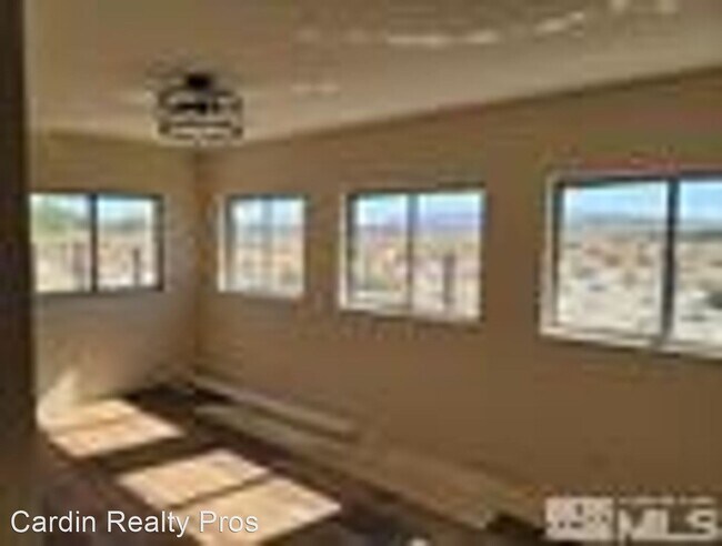 Foto del edificio - 2 br, 2 bath House - 2325 Fir