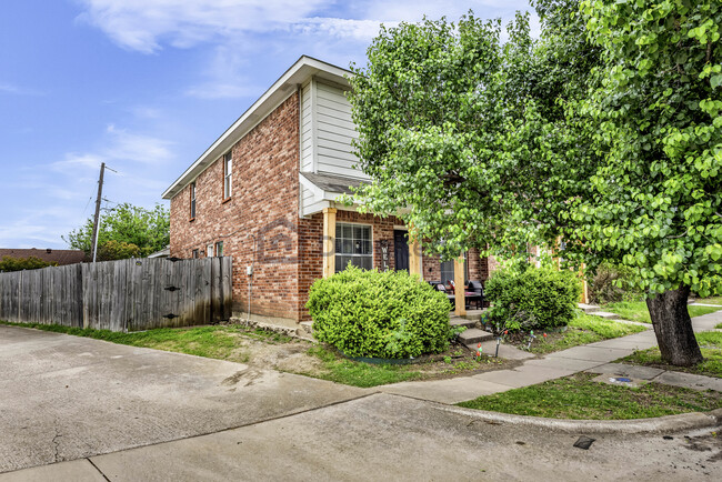 Building Photo - 972 Tennessee Trl