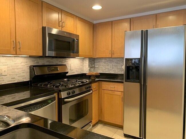 Foto del edificio - 1205 N Garfield St
