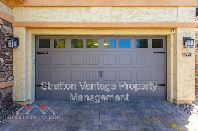 Building Photo - 4721 E Casitas Del Rio Dr