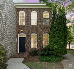 Building Photo - 9637 Longstone Ln