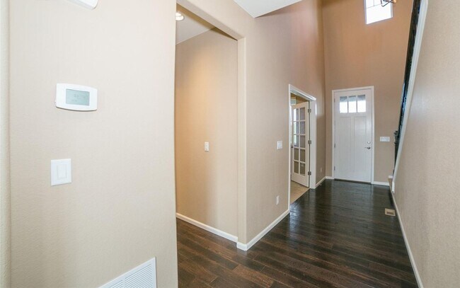 Foto del edificio - BEAUTIFUL HOME IN BANNING LEWIS RANCH!!!!!!